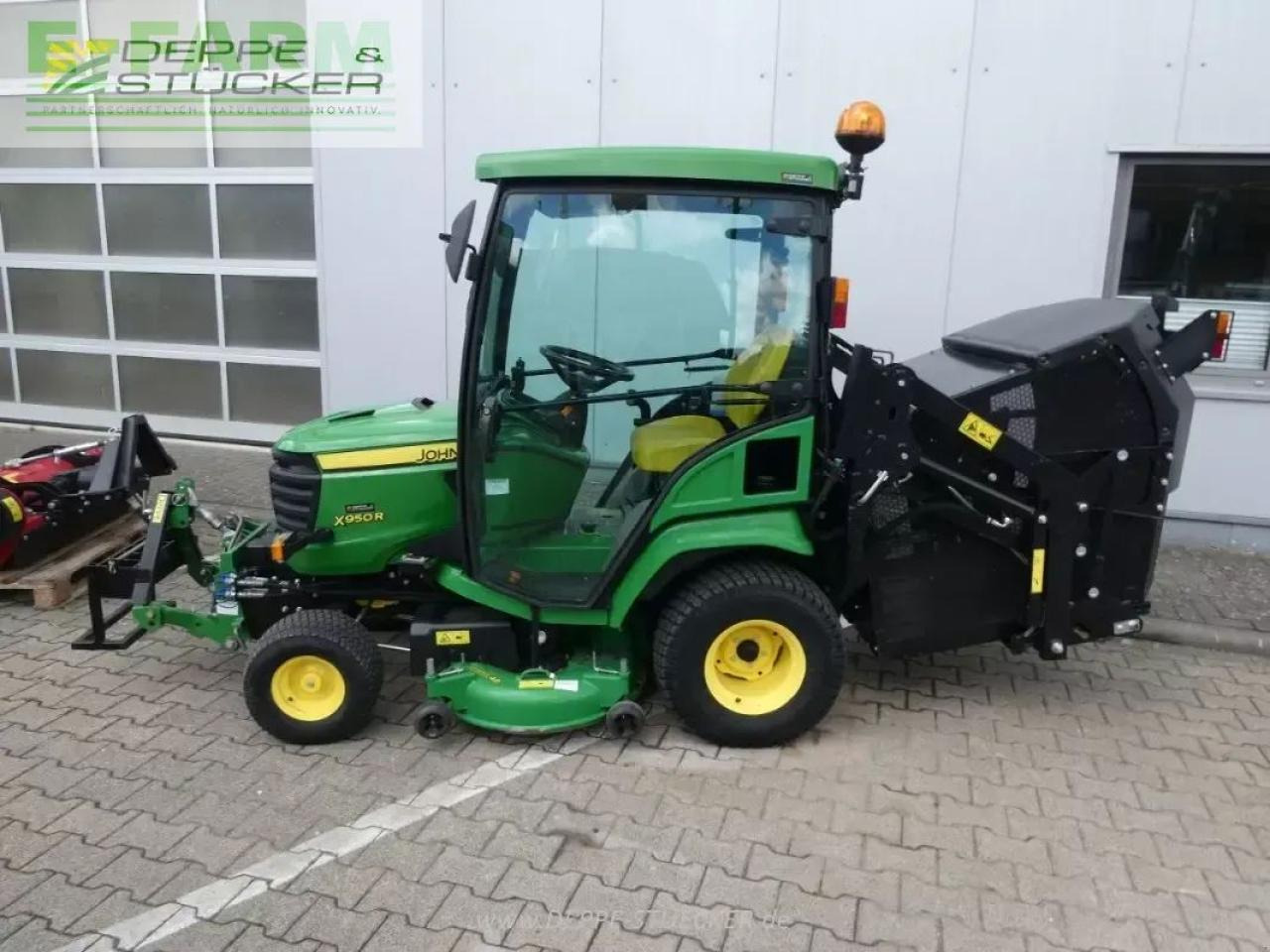 John Deere x950r - Tractor: foto 2 John Deere x950r - Tractor: foto 2
