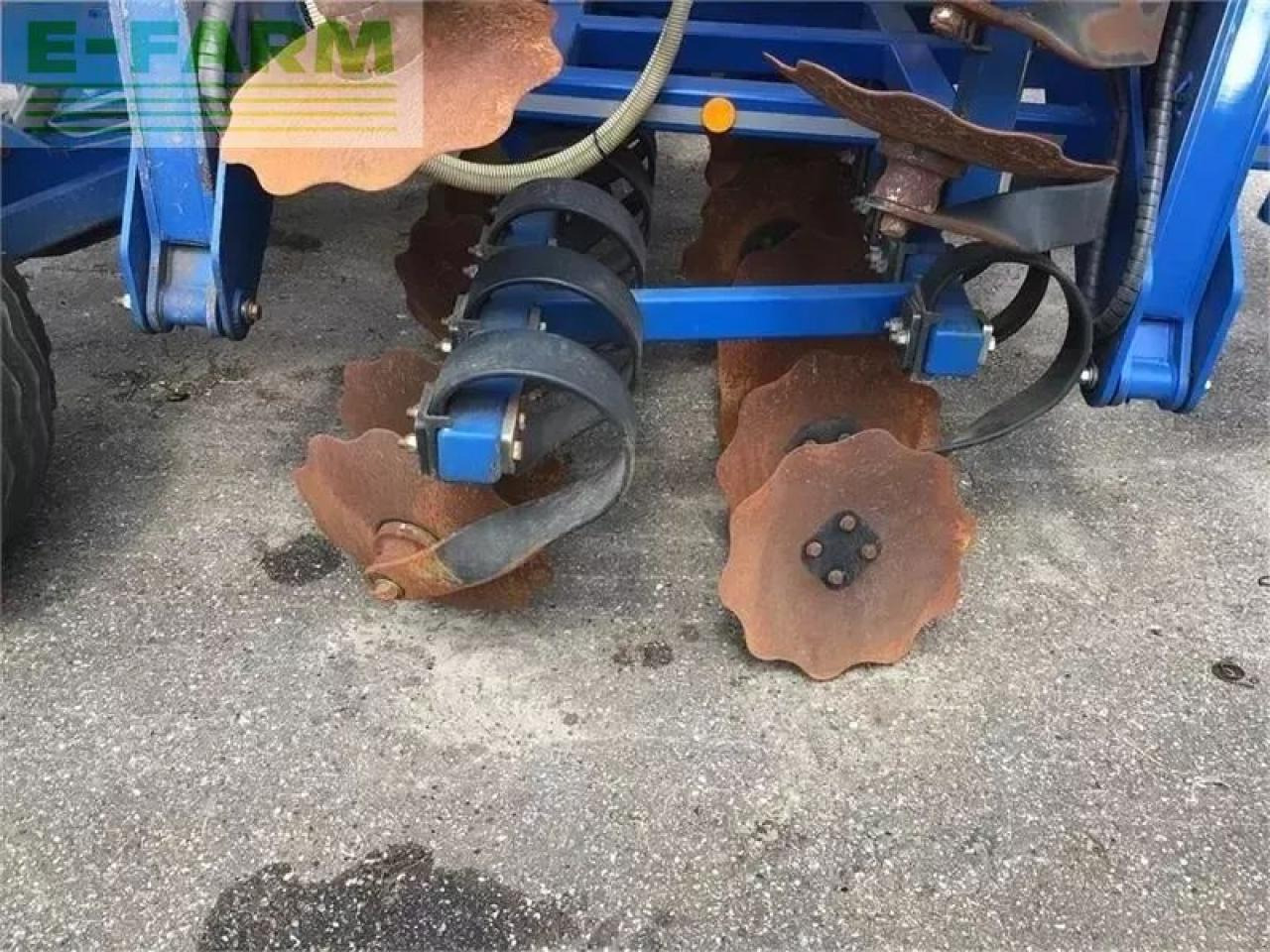 Köckerling rebell classic t 600 apv spreder - efterharve - Equipo para trabajo del suelo: foto 3 Köckerling rebell classic t 600 apv spreder - efterharve - Equipo para trabajo del suelo: foto 3