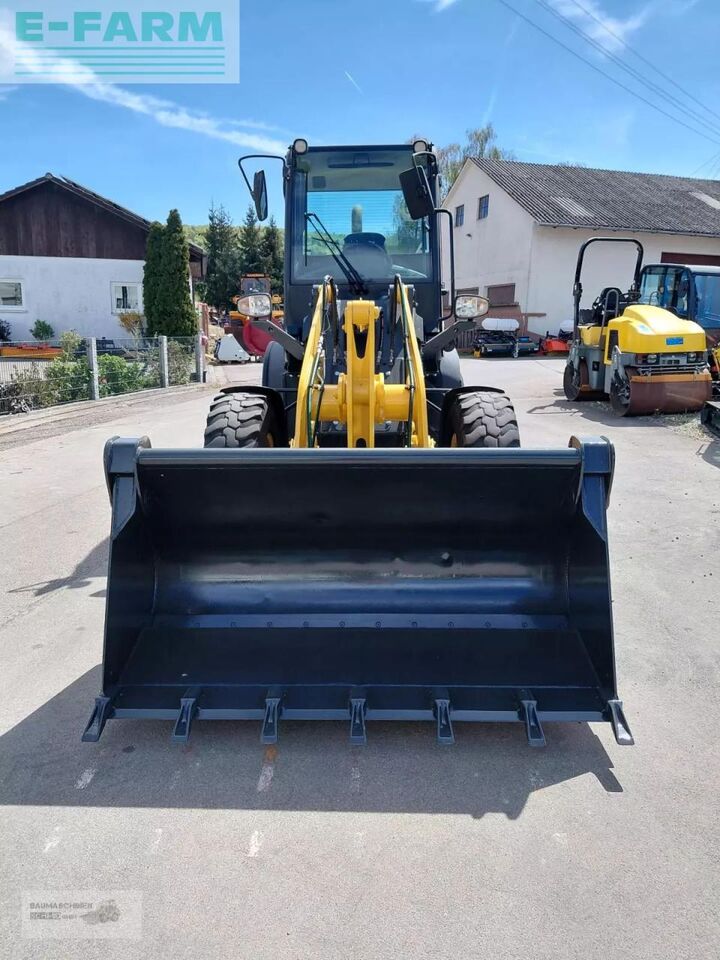 Komatsu wa 80 m - Miniexcavadora: foto 2 Komatsu wa 80 m - Miniexcavadora: foto 2