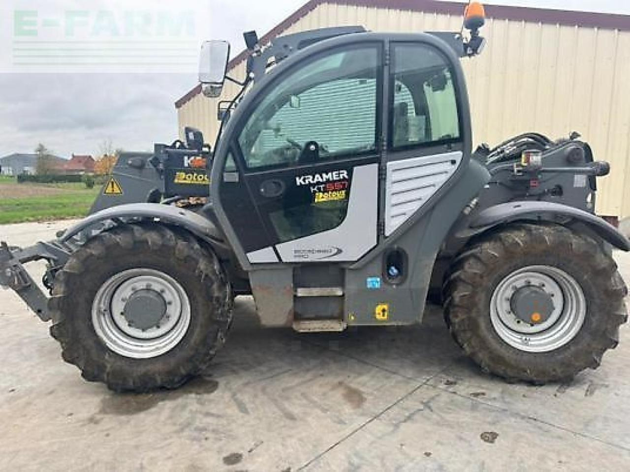 Kramer kt557 - Manipulador telescópico: foto 1 Kramer kt557 - Manipulador telescópico: foto 1