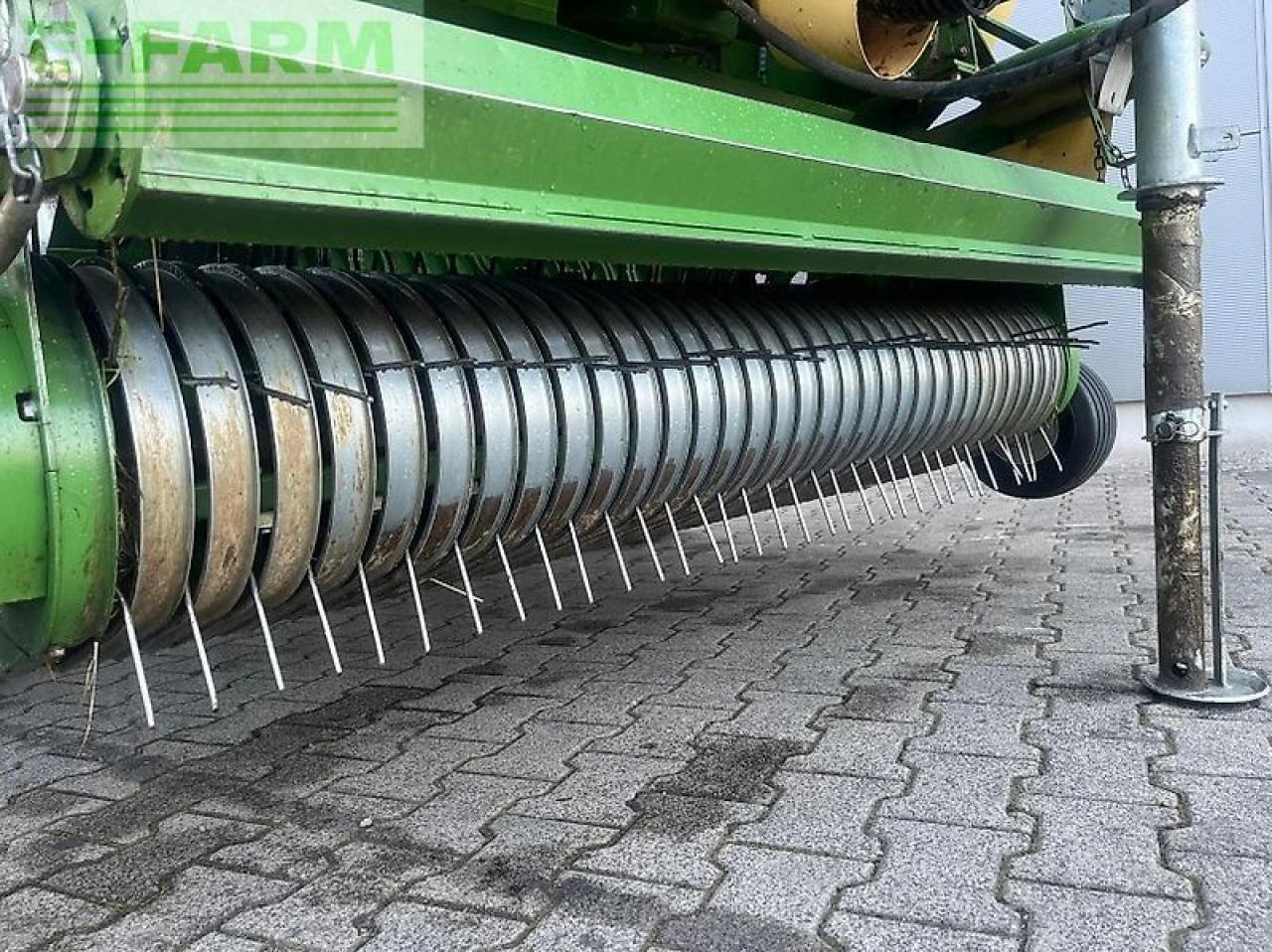 Krone fortima v 1500 mc - Empacadora de pacas cuadradas: foto 5 Krone fortima v 1500 mc - Empacadora de pacas cuadradas: foto 5