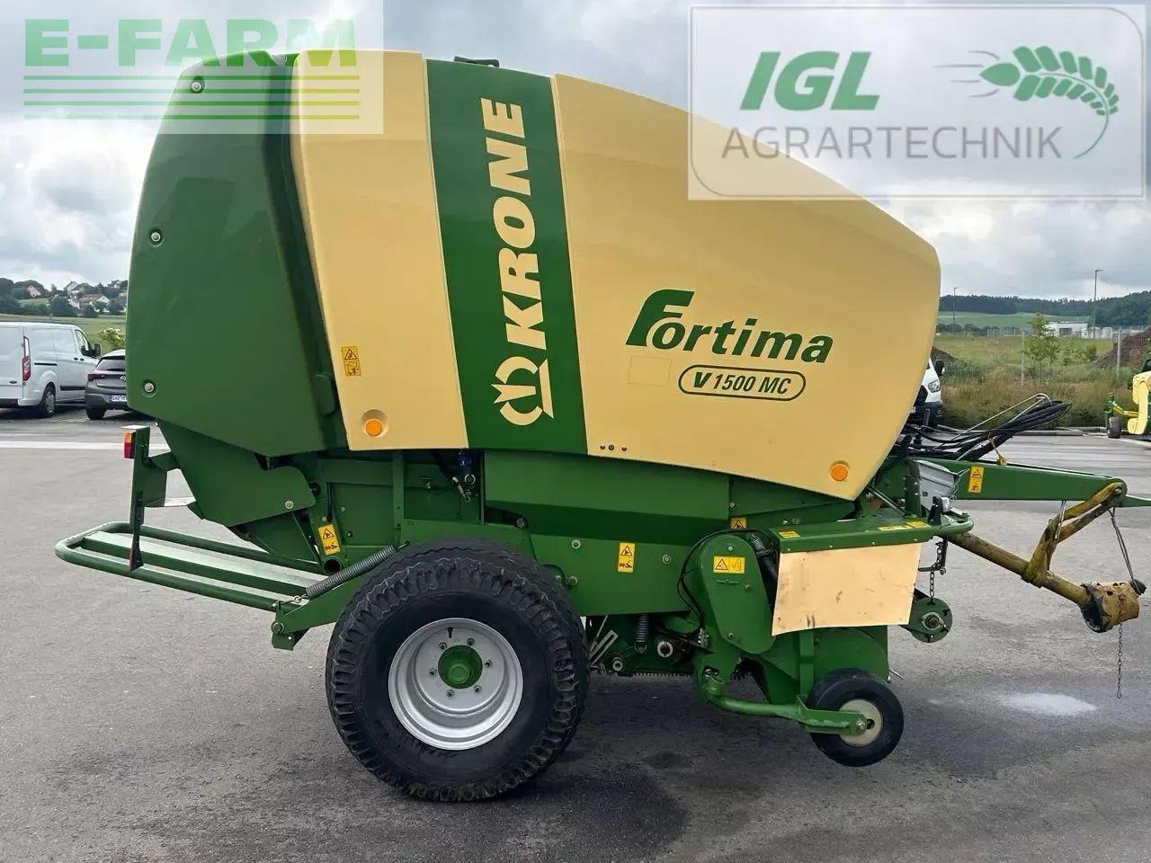 Krone fortima v 1500 mc - Empacadora de pacas cuadradas: foto 1 Krone fortima v 1500 mc - Empacadora de pacas cuadradas: foto 1