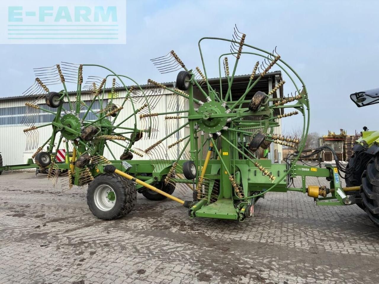 Krone swadro 1400 - Henificadora: foto 1 Krone swadro 1400 - Henificadora: foto 1
