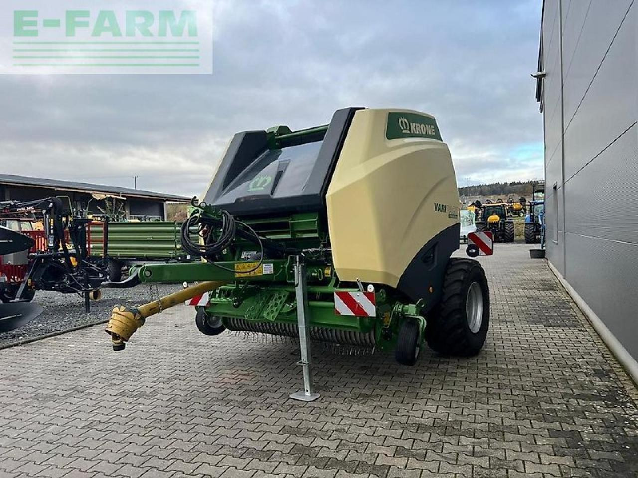 Krone varipack v 165 xc plus - Empacadora de pacas cuadradas: foto 2 Krone varipack v 165 xc plus - Empacadora de pacas cuadradas: foto 2