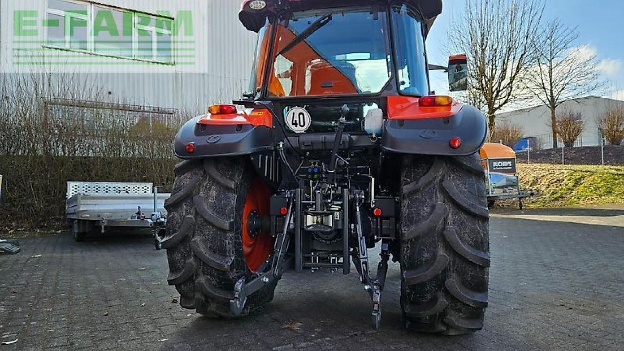 Tractor Kubota m4-073 cab: foto 9