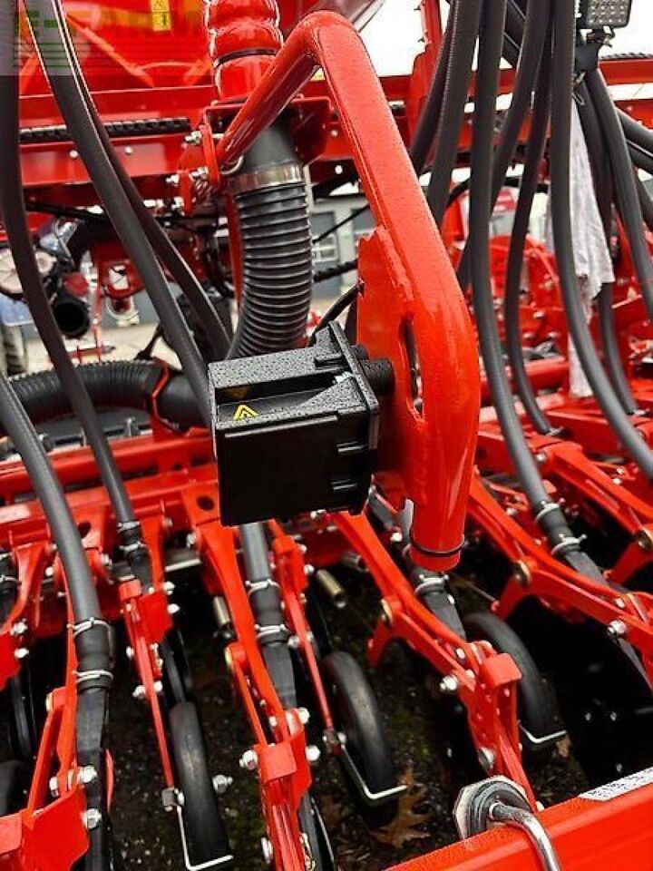 Kubota sd2301 mp - Sembradora: foto 4 Kubota sd2301 mp - Sembradora: foto 4