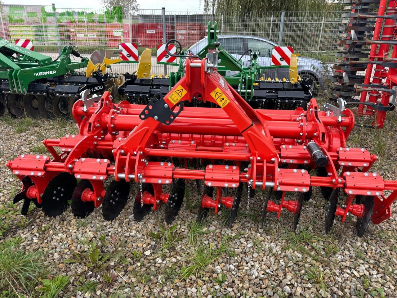 Kuhn cd 3020 - Rastras: foto 1 Kuhn cd 3020 - Rastras: foto 1