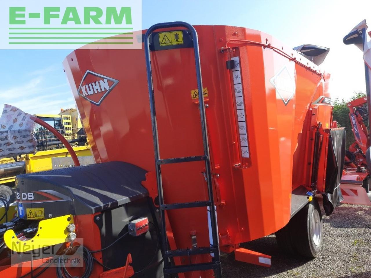 Kuhn profile 14.2 ds - Maquinaria ganadera: foto 5 Kuhn profile 14.2 ds - Maquinaria ganadera: foto 5