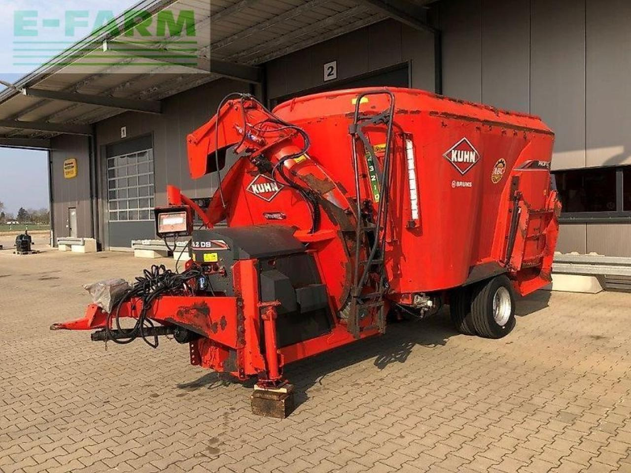 Kuhn profile plus 16.2 ds - Maquinaria ganadera: foto 1 Kuhn profile plus 16.2 ds - Maquinaria ganadera: foto 1