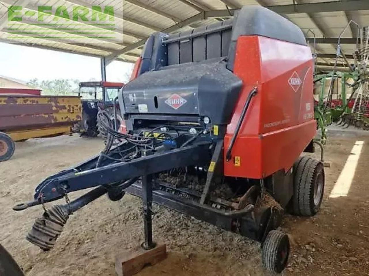 Kuhn vb 2160 - Empacadora de pacas cuadradas: foto 1 Kuhn vb 2160 - Empacadora de pacas cuadradas: foto 1