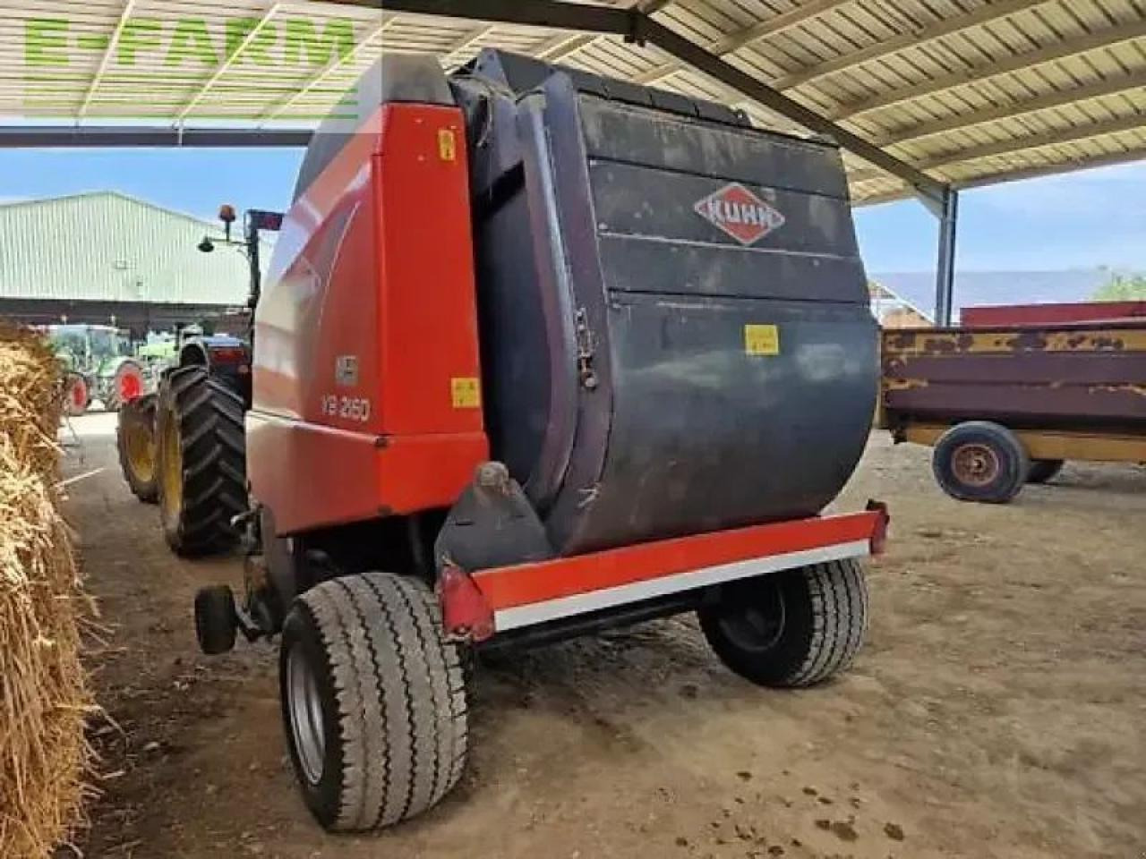 Kuhn vb 2160 - Empacadora de pacas cuadradas: foto 4 Kuhn vb 2160 - Empacadora de pacas cuadradas: foto 4