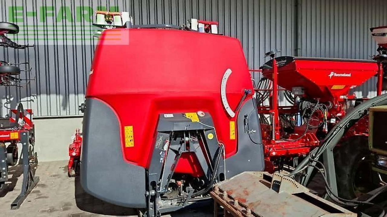 Kverneland ixter b18 - Pulverizador arrastrado: foto 1 Kverneland ixter b18 - Pulverizador arrastrado: foto 1