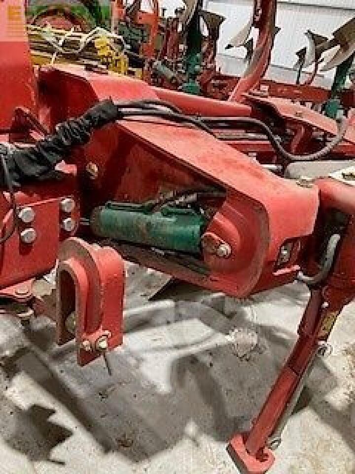 Kverneland kk 2500b i plough isobus met vorenpakker - Arado: foto 3 Kverneland kk 2500b i plough isobus met vorenpakker - Arado: foto 3