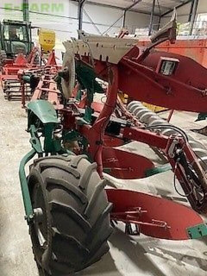 Kverneland kk 2500b i plough isobus met vorenpakker - Arado: foto 2 Kverneland kk 2500b i plough isobus met vorenpakker - Arado: foto 2