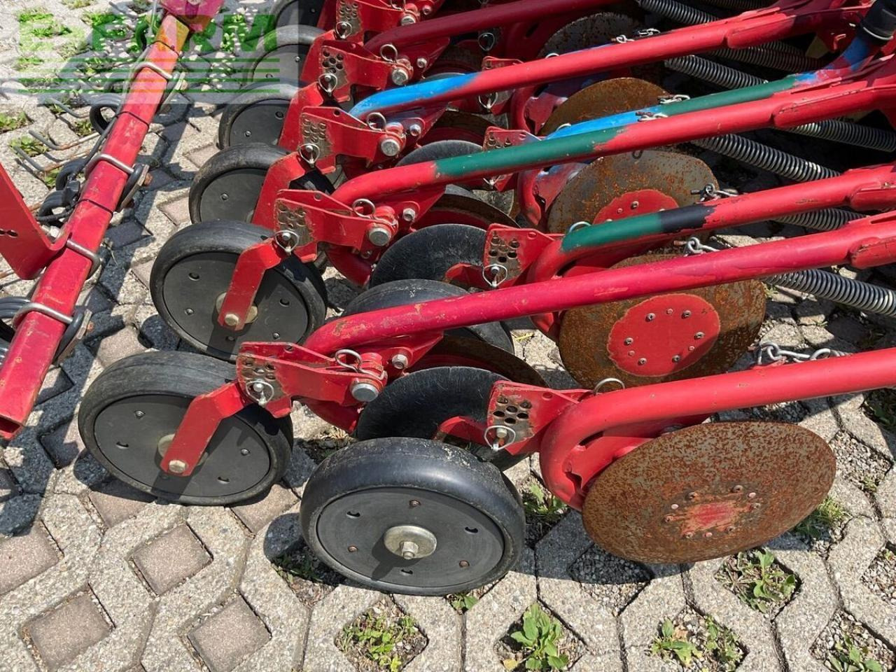 Combinado de siembra Kverneland ngs 301: foto 11 Combinado de siembra Kverneland ngs 301: foto 11