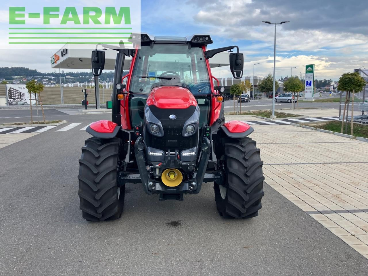 Lindner Lintrac 100 - Tractor: foto 3 Lindner Lintrac 100 - Tractor: foto 3
