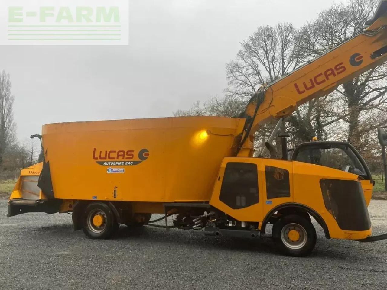 Lucas autospire 240 - Maquinaria ganadera: foto 1 Lucas autospire 240 - Maquinaria ganadera: foto 1