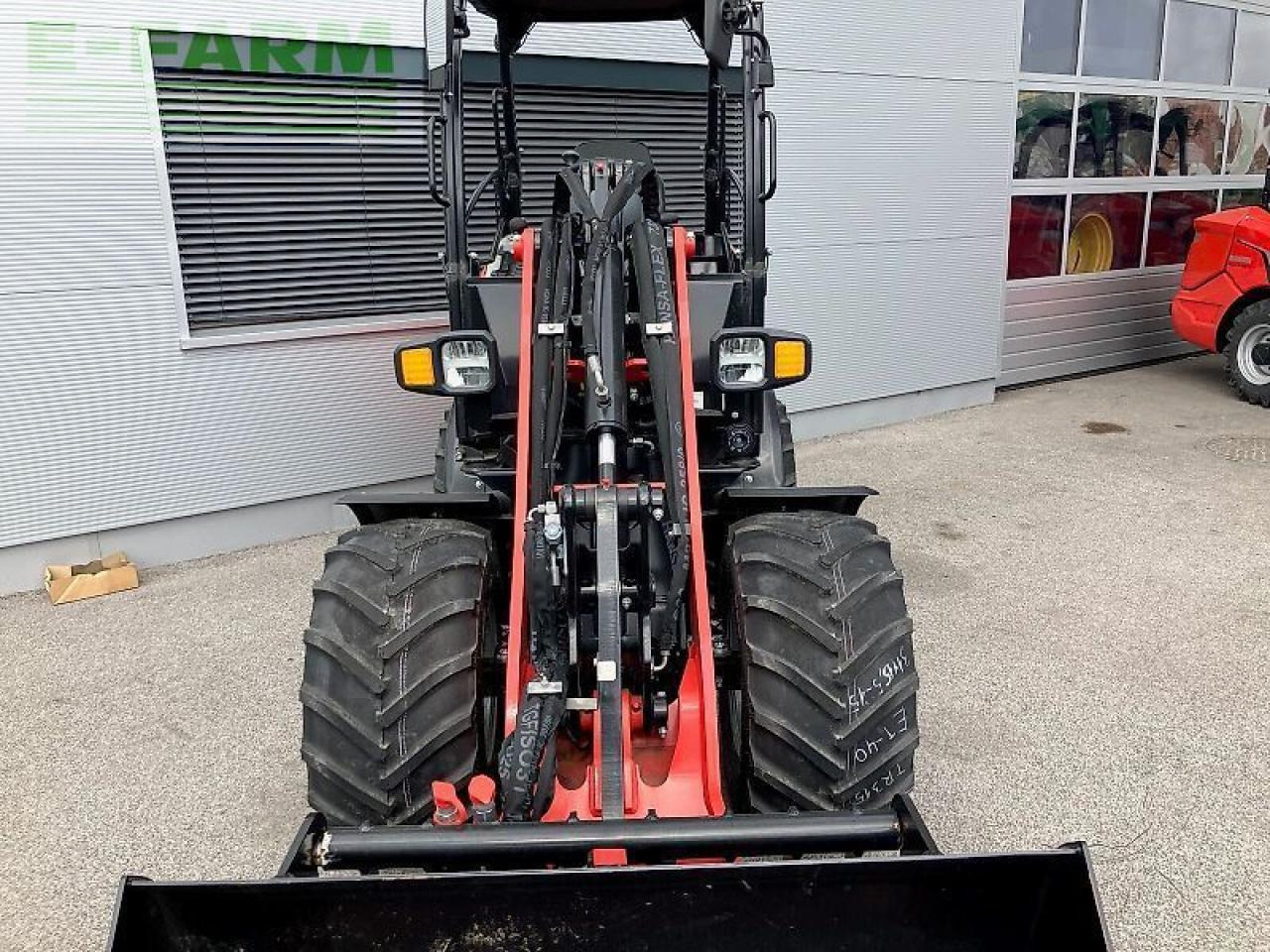 Manitou mla 3-25 - Miniexcavadora: foto 4 Manitou mla 3-25 - Miniexcavadora: foto 4