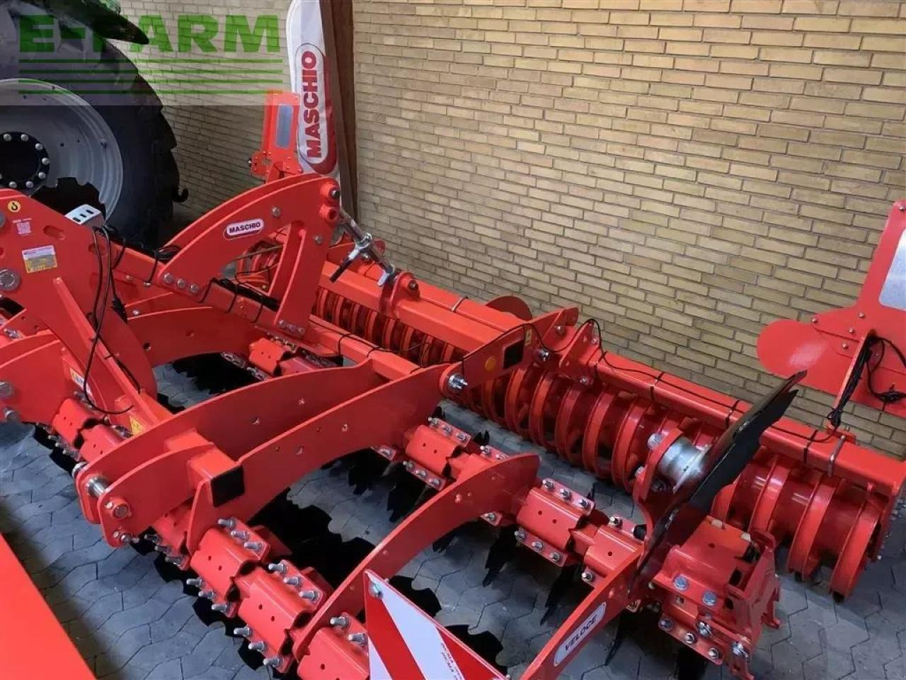 Equipo para trabajo del suelo Maschio veloce 4 mtr veloce m/ u-ringsvalse ø560mm tilbud: foto 8
