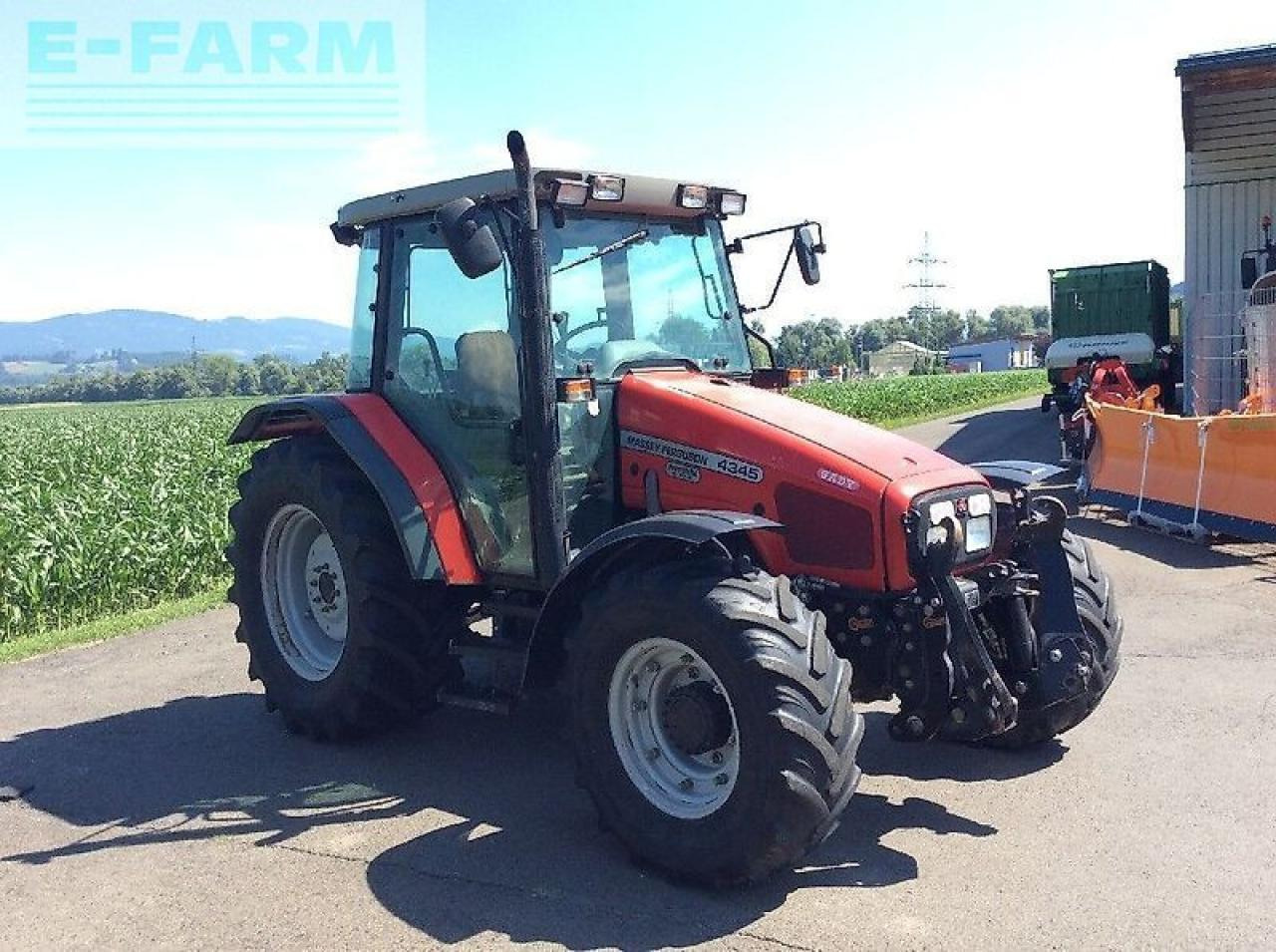 Massey Ferguson 4345 - Tractor: foto 4 Massey Ferguson 4345 - Tractor: foto 4