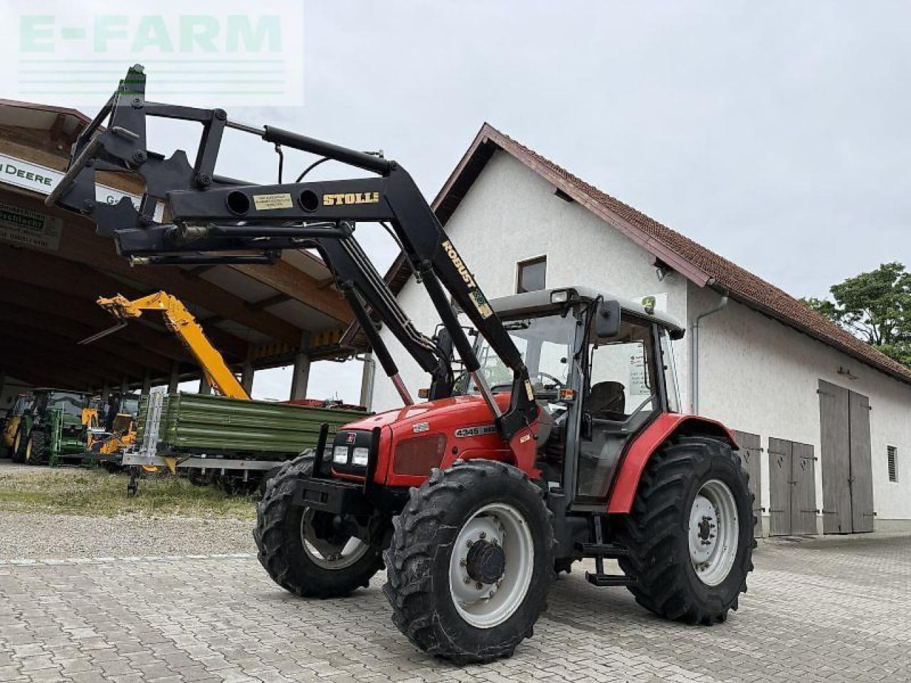 Massey Ferguson 4345 - Tractor: foto 1 Massey Ferguson 4345 - Tractor: foto 1