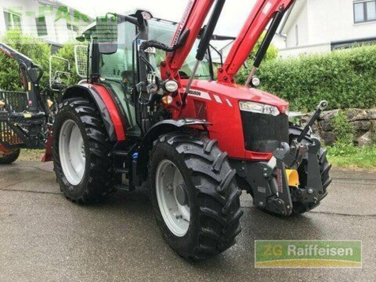 Massey Ferguson 5711 dyna 4 power - Tractor: foto 2 Massey Ferguson 5711 dyna 4 power - Tractor: foto 2