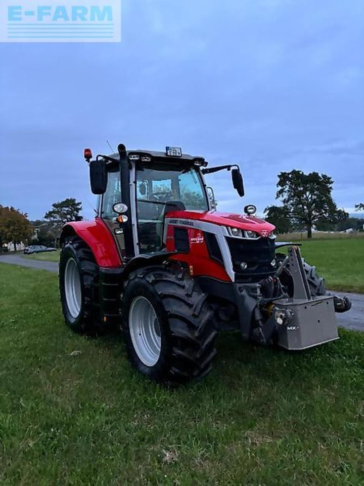 Massey Ferguson 6s.155 dyna 6 - Tractor: foto 1 Massey Ferguson 6s.155 dyna 6 - Tractor: foto 1