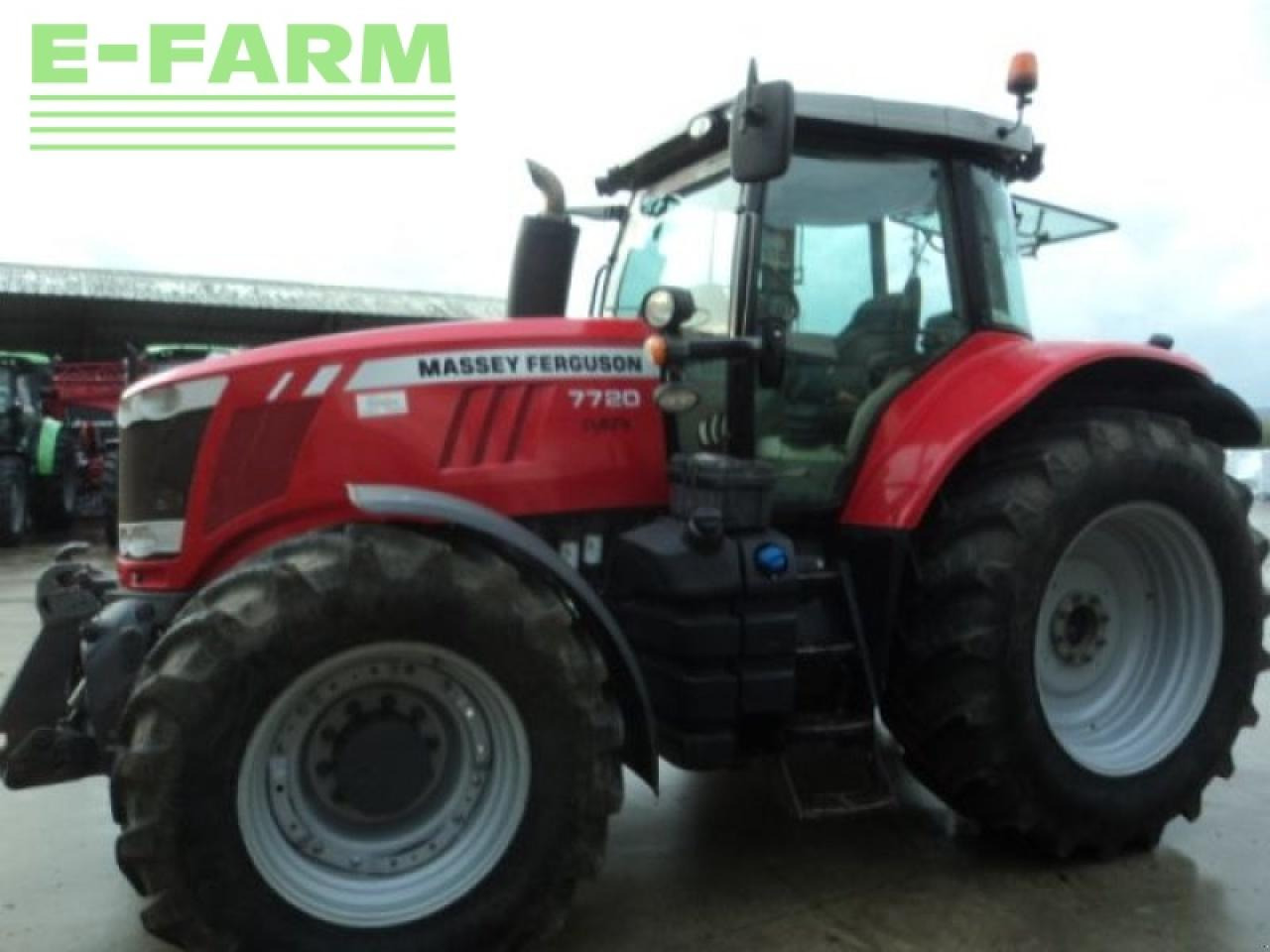 Massey Ferguson 7720 - Tractor: foto 2 Massey Ferguson 7720 - Tractor: foto 2