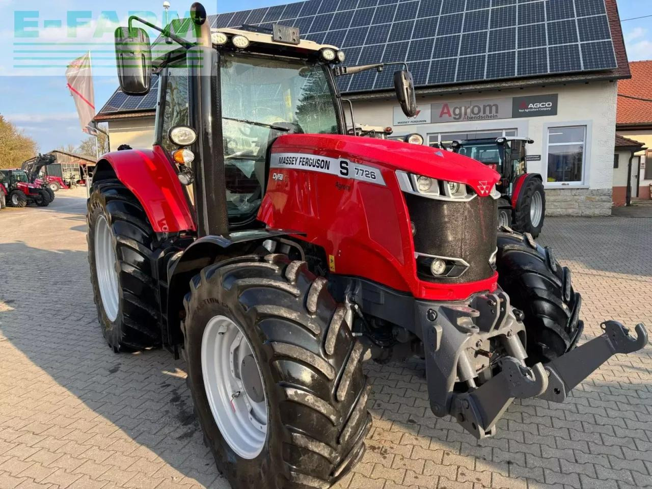 Massey Ferguson 7726 s vt next edition - Tractor: foto 1 Massey Ferguson 7726 s vt next edition - Tractor: foto 1