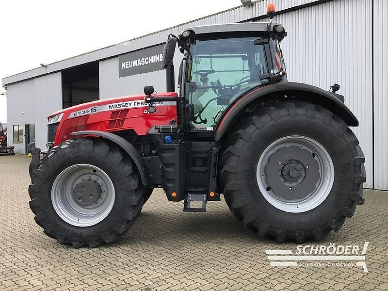 Massey Ferguson 8735 s dyna-vt new exclusive Exclusive - Tractor: foto 5 Massey Ferguson 8735 s dyna-vt new exclusive Exclusive - Tractor: foto 5
