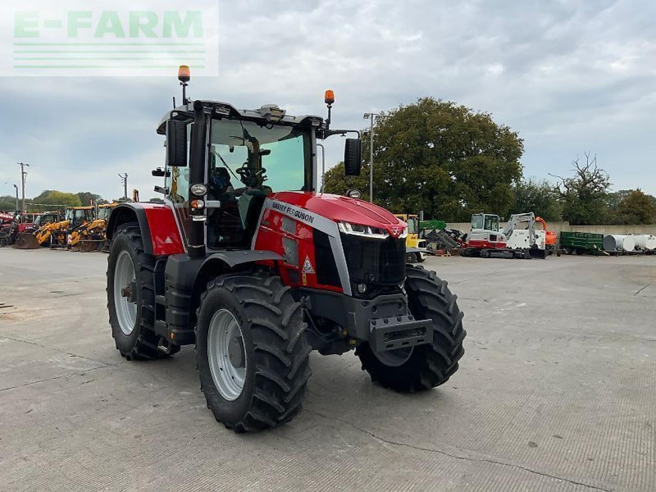Massey Ferguson 8s.225 dyna e power tractor (st24558) - Tractor: foto 3 Massey Ferguson 8s.225 dyna e power tractor (st24558) - Tractor: foto 3