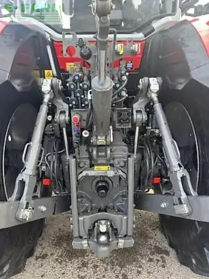 Massey Ferguson 8s 265 dynavt - Tractor: foto 5 Massey Ferguson 8s 265 dynavt - Tractor: foto 5