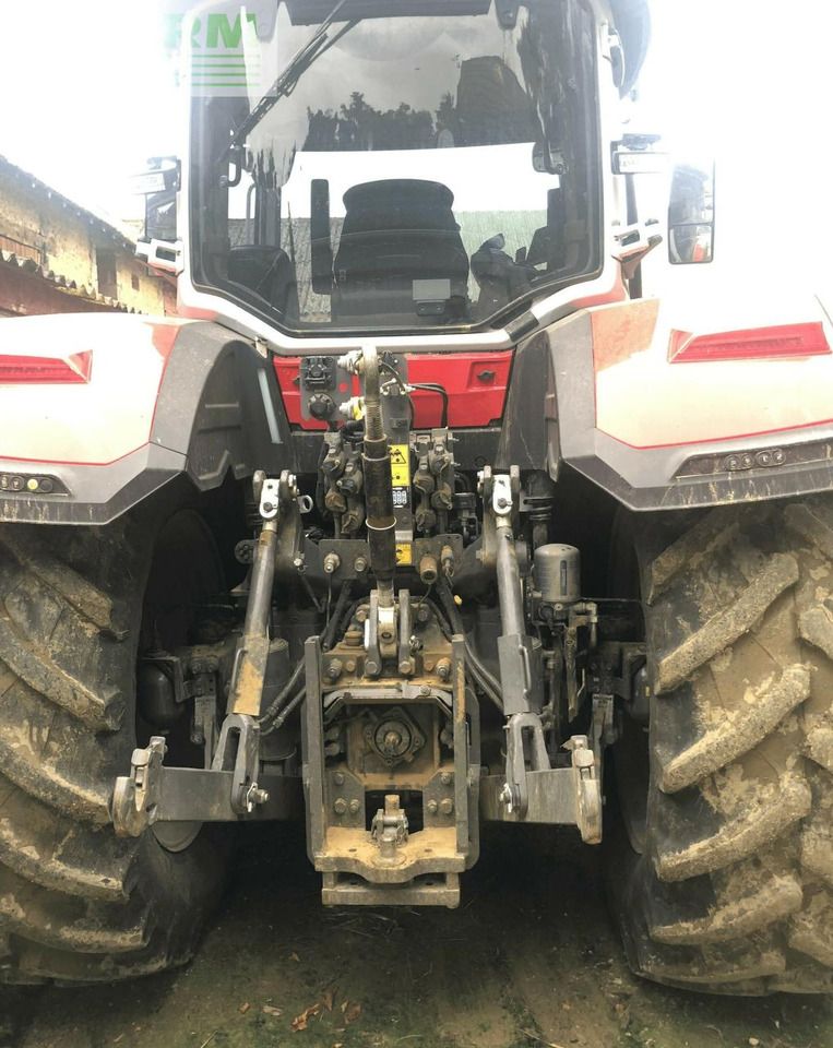 Massey Ferguson 8s205 - Tractor: foto 3 Massey Ferguson 8s205 - Tractor: foto 3