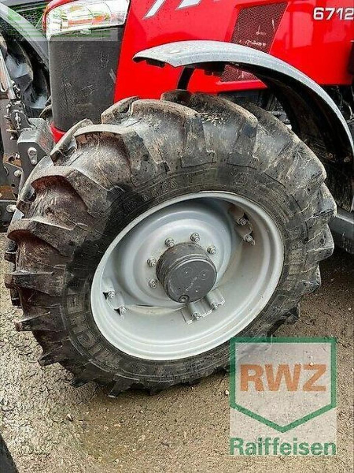Massey Ferguson baureihe 6700 - Tractor: foto 2 Massey Ferguson baureihe 6700 - Tractor: foto 2