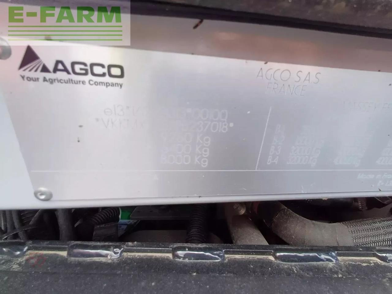 Massey Ferguson mf 7s.180 - Tractor: foto 2 Massey Ferguson mf 7s.180 - Tractor: foto 2