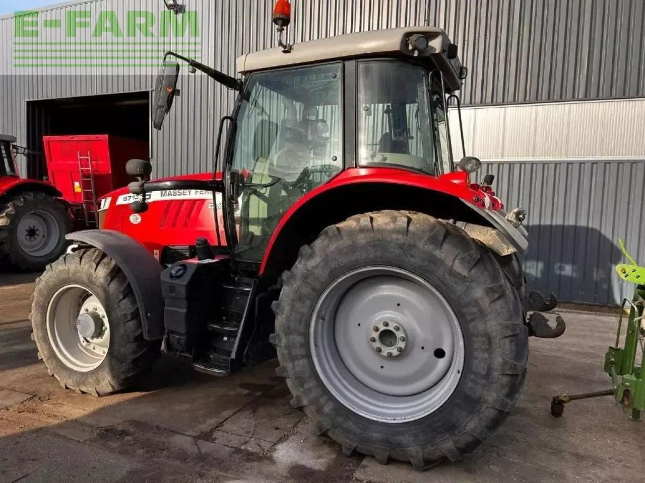 Massey Ferguson mf6713s new - Tractor: foto 5 Massey Ferguson mf6713s new - Tractor: foto 5