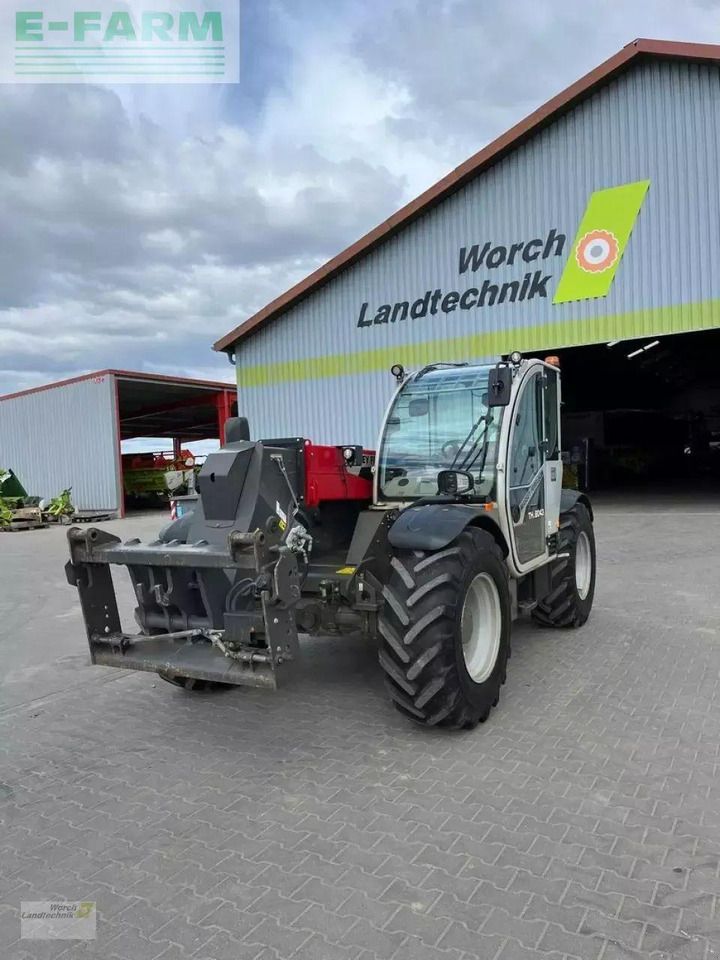 Massey Ferguson th 8043 - Manipulador telescópico: foto 1 Massey Ferguson th 8043 - Manipulador telescópico: foto 1