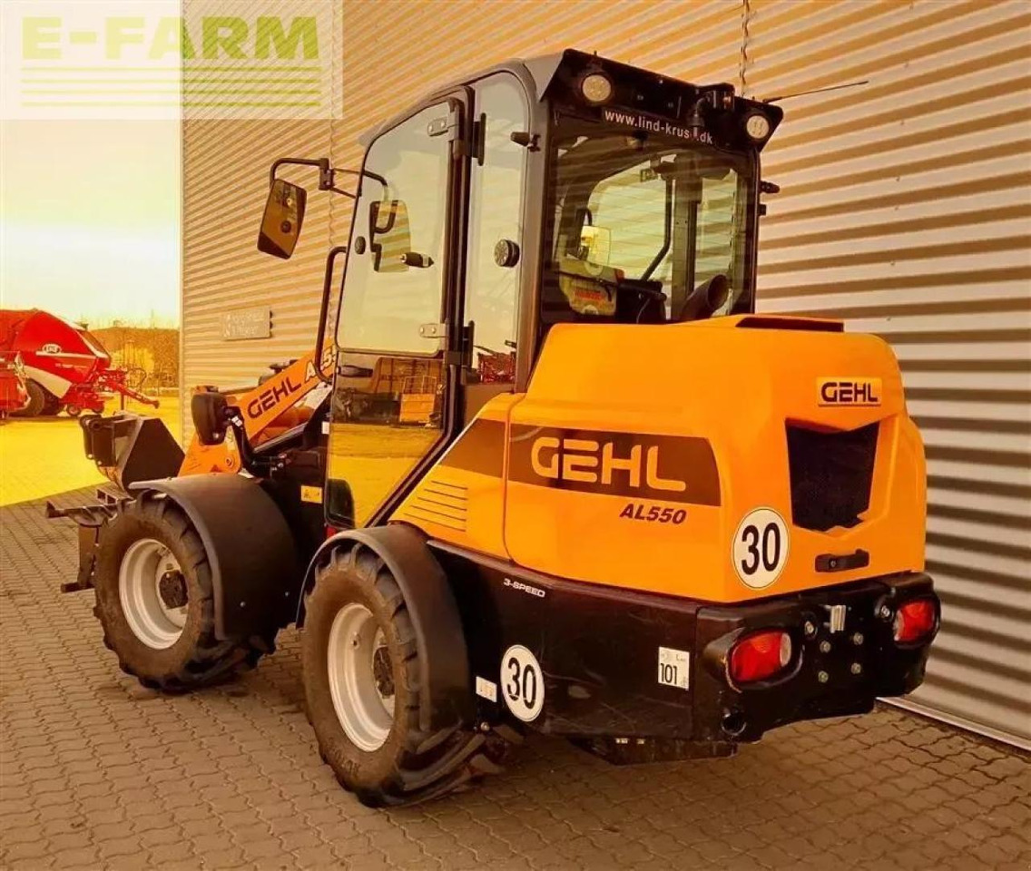 Mustang al550 m. kabine - Miniexcavadora: foto 4 Mustang al550 m. kabine - Miniexcavadora: foto 4