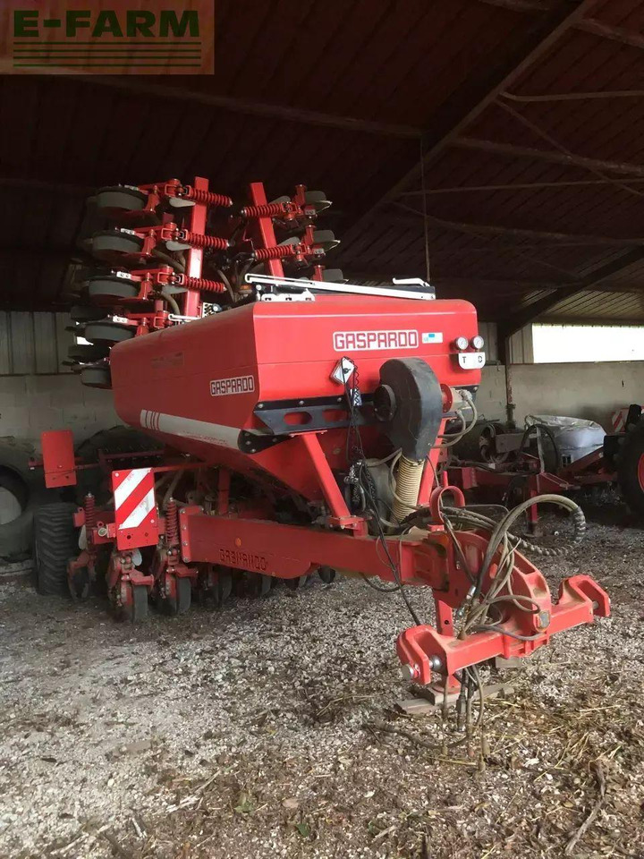 Mustang gigante 600 33 ro - Sembradora de precisión: foto 2 Mustang gigante 600 33 ro - Sembradora de precisión: foto 2