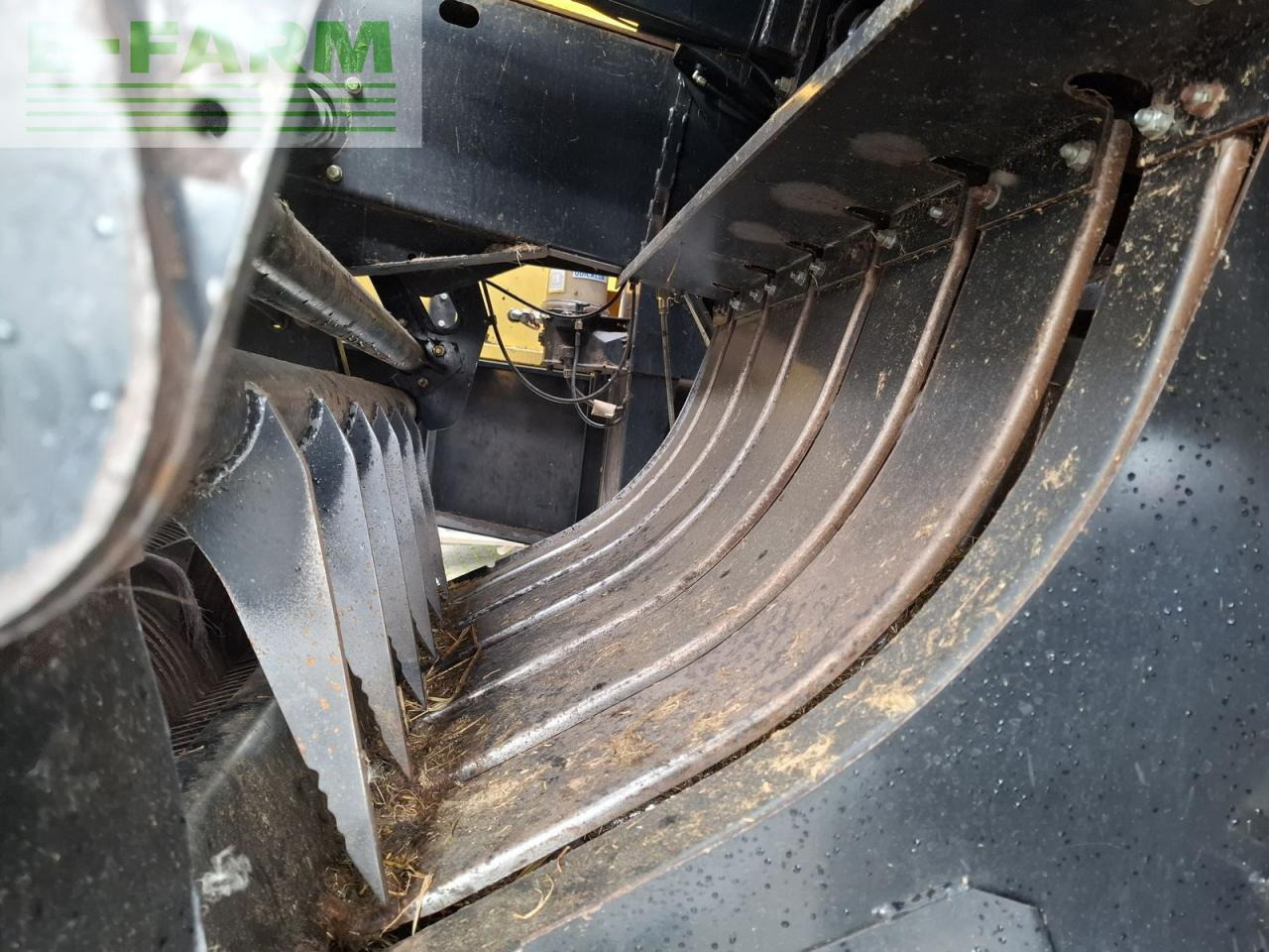 Empacadora de pacas cuadradas New Holland bb 9070: foto 12 Empacadora de pacas cuadradas New Holland bb 9070: foto 12