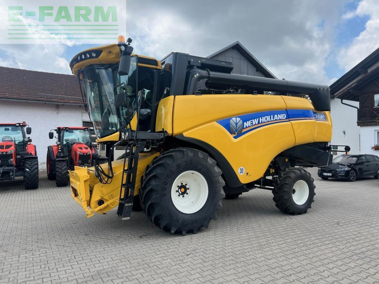 New Holland cx 5.80 - Cosechadora de granos: foto 1 New Holland cx 5.80 - Cosechadora de granos: foto 1