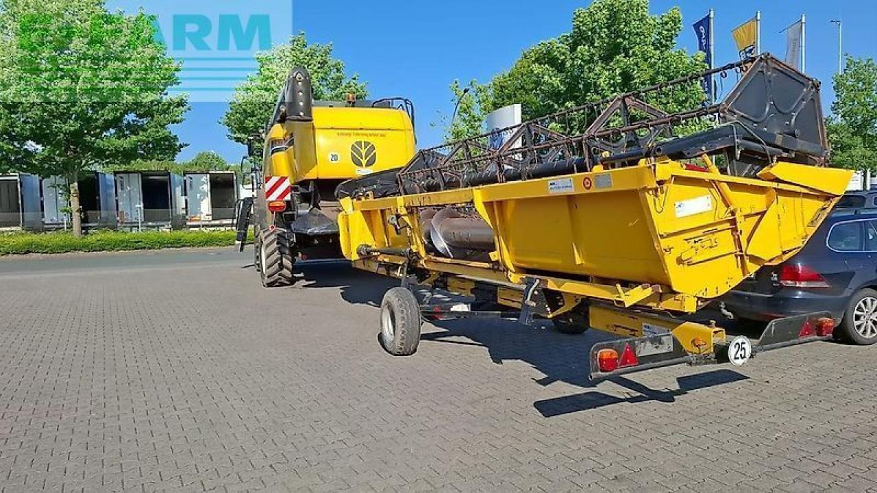New Holland cx 840 - Cosechadora de granos: foto 5 New Holland cx 840 - Cosechadora de granos: foto 5