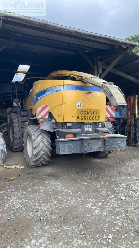 New Holland fr9060 - Cosechadora de forraje: foto 1 New Holland fr9060 - Cosechadora de forraje: foto 1