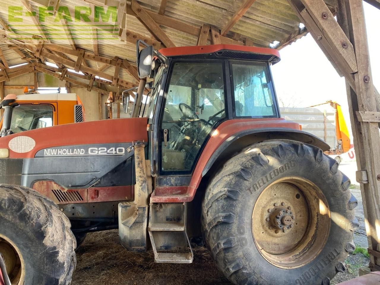 New Holland g 240 / 8970 - Tractor: foto 5 New Holland g 240 / 8970 - Tractor: foto 5