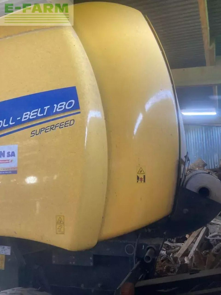 New Holland roll belt 180 - Empacadora de pacas cuadradas: foto 3 New Holland roll belt 180 - Empacadora de pacas cuadradas: foto 3