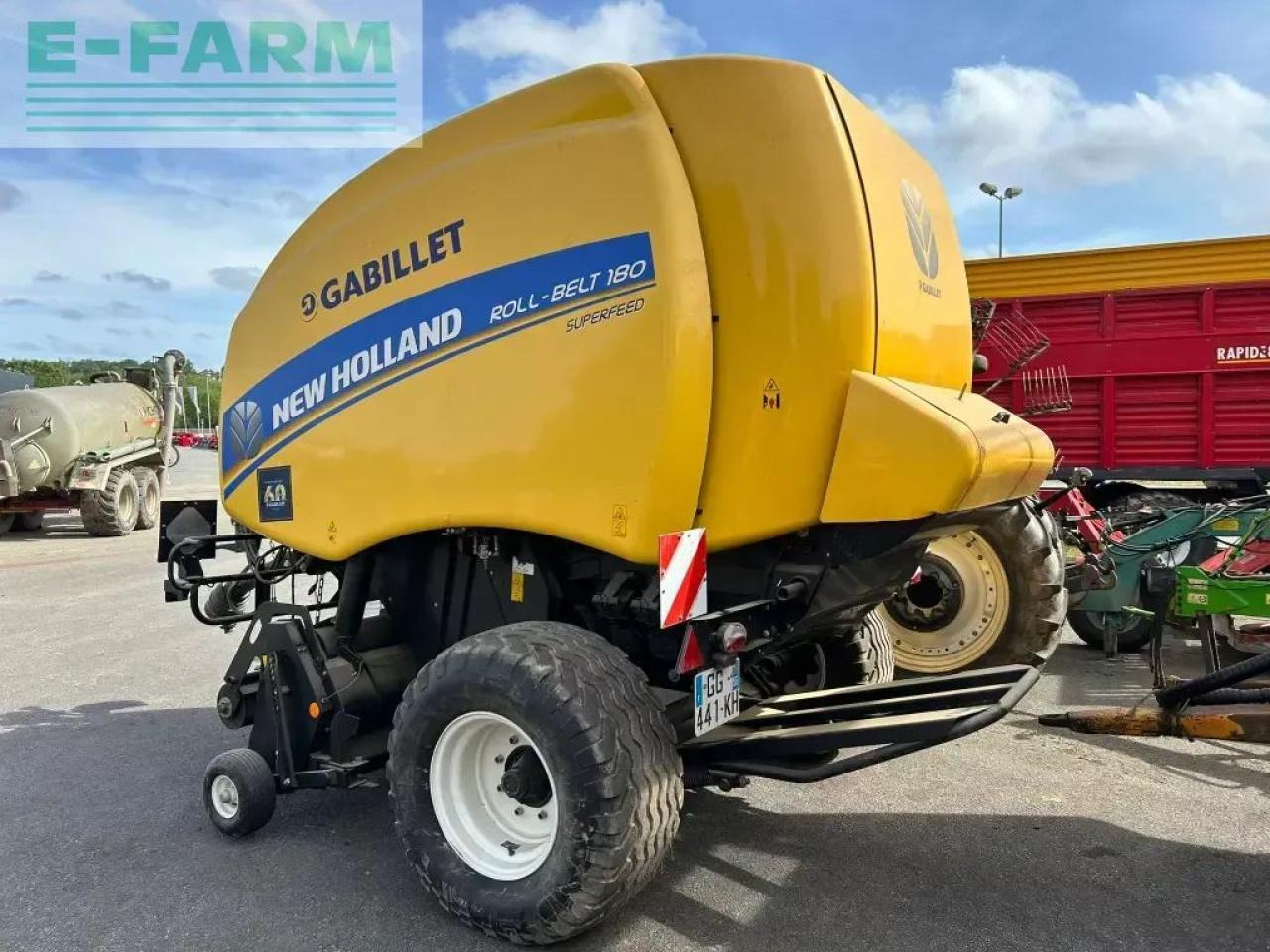 New Holland roll-belt180 - Empacadora de pacas cuadradas: foto 4 New Holland roll-belt180 - Empacadora de pacas cuadradas: foto 4