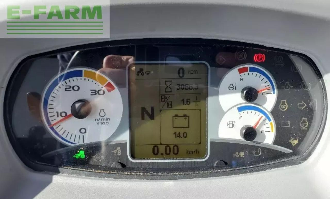 Tractor New Holland t 5.95: foto 8 Tractor New Holland t 5.95: foto 8