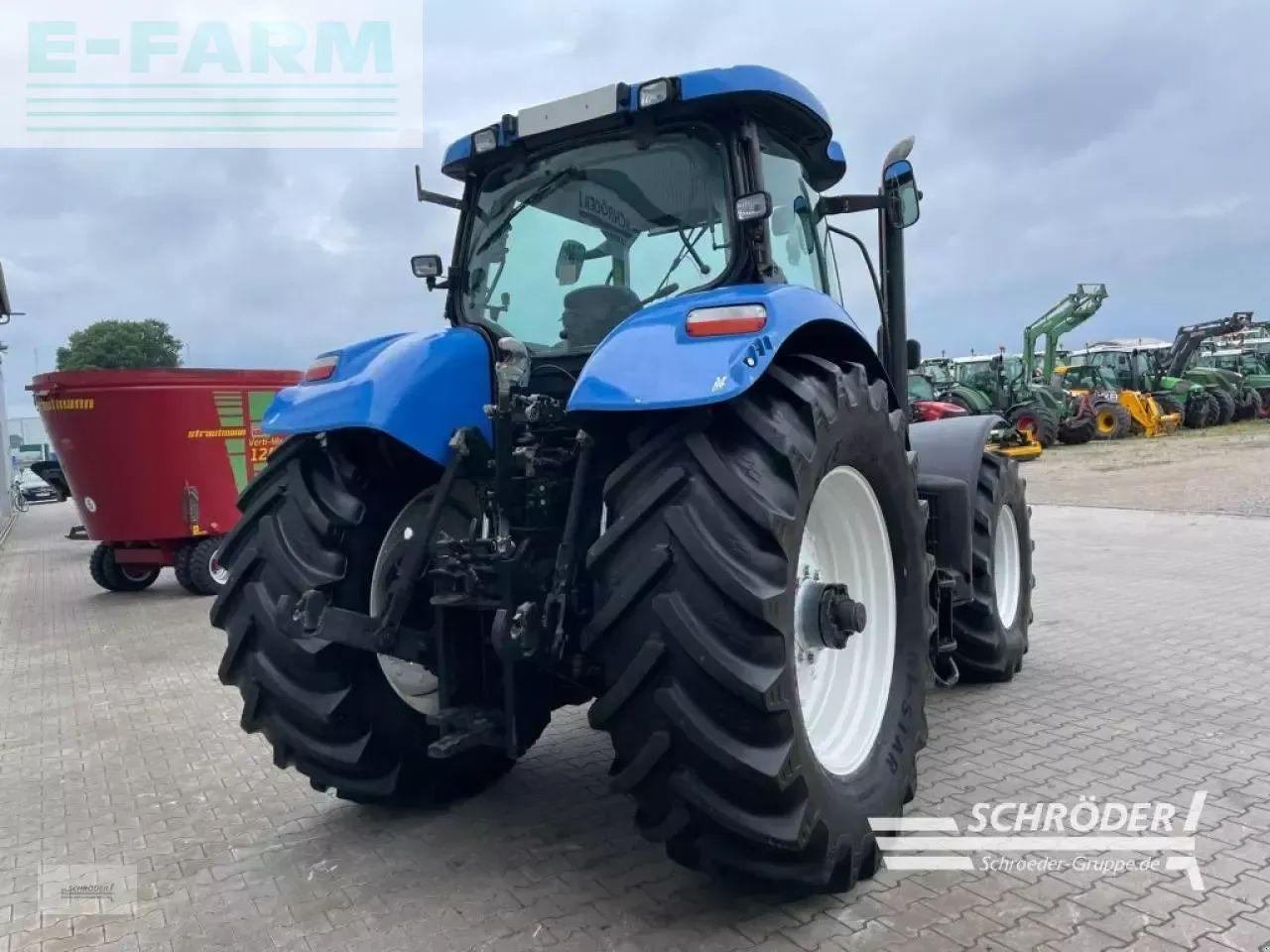 New Holland t 7.250 pc - Tractor: foto 3 New Holland t 7.250 pc - Tractor: foto 3