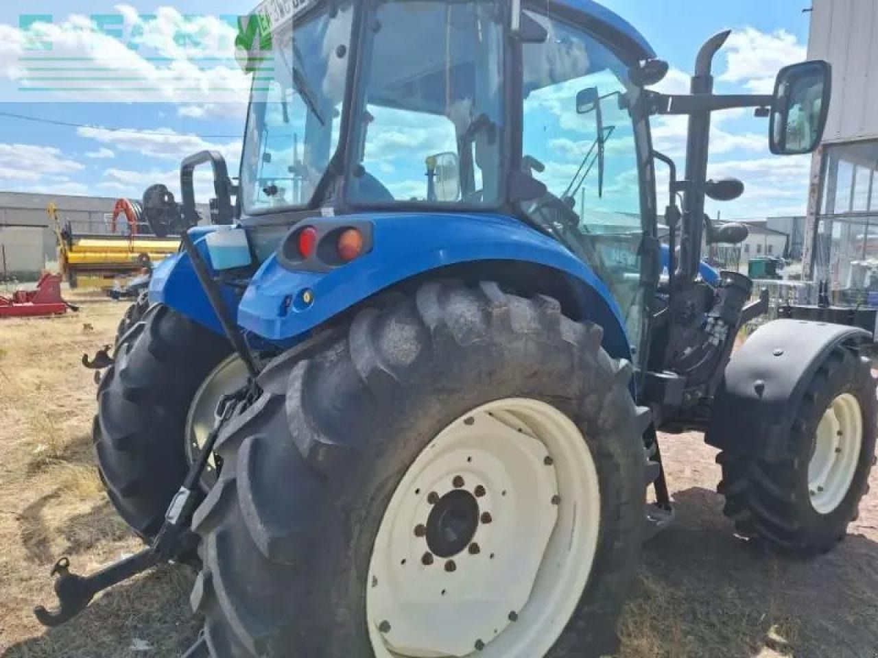 New Holland t4-95 - Tractor: foto 4 New Holland t4-95 - Tractor: foto 4