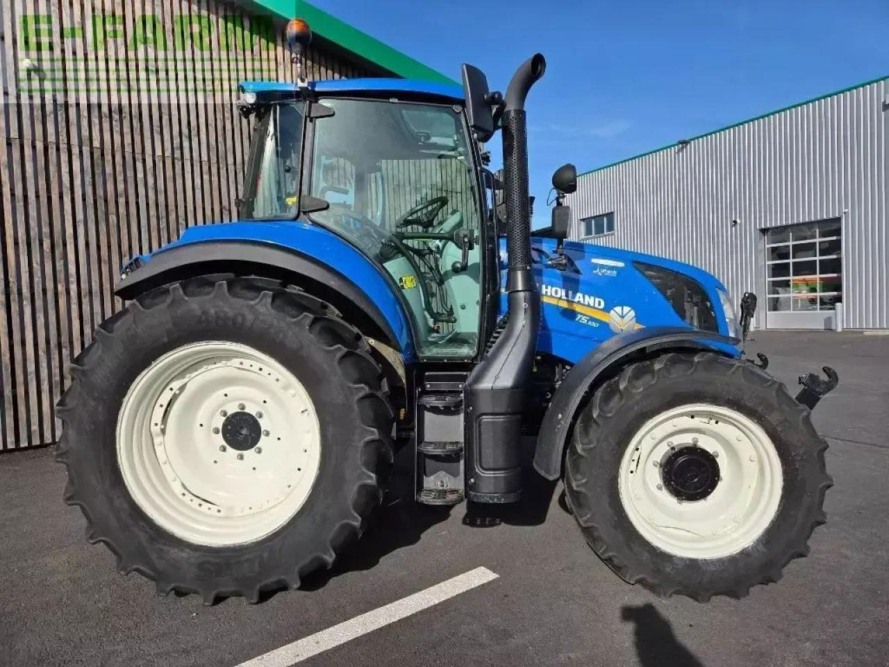 New Holland t5-100 - Tractor: foto 5 New Holland t5-100 - Tractor: foto 5